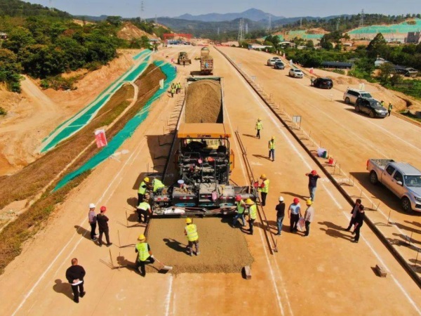 平凉高速公路